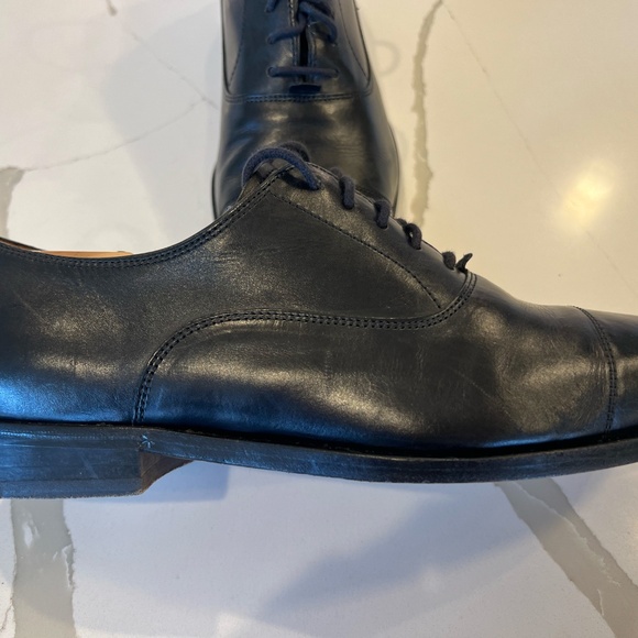 Allen Edmonds Siena Cap-stitch Oxford Dress Shoe.  Black main image 6